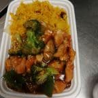 Best Chicken w. Garlic Sauce in Mount Dora, FL